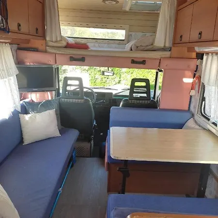 Rio's Camper Kemp *